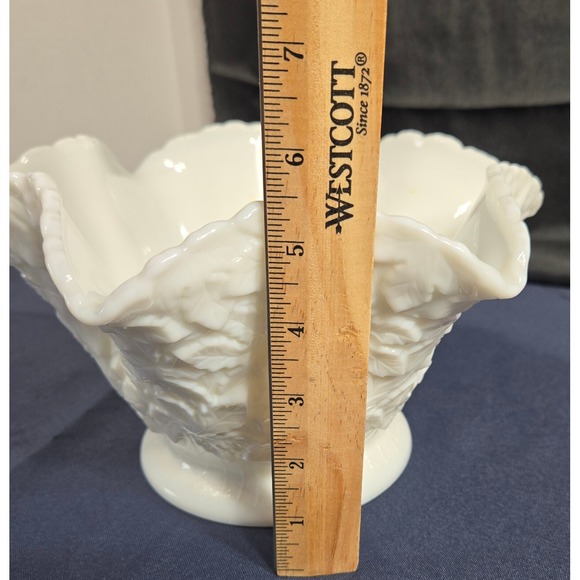 Vintage Westmoreland Bramble Milk Glass Crimped Round Bowl 10" Maple Leaf Footed - Picture 4 of 8